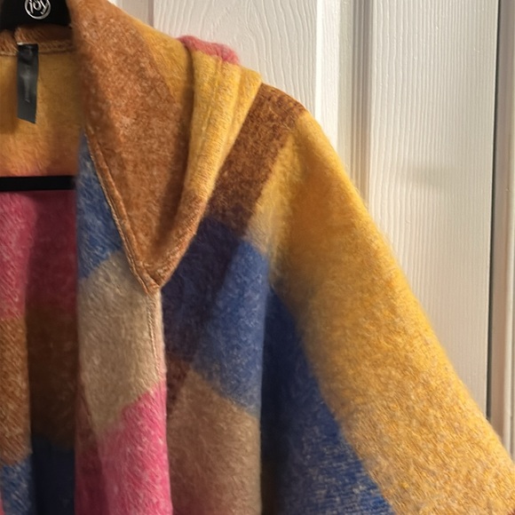 Lane Bryant Relaxed Open-Front Hooded Poncho, One Size in Buffalo Check. NWOT - Picture 4 of 16